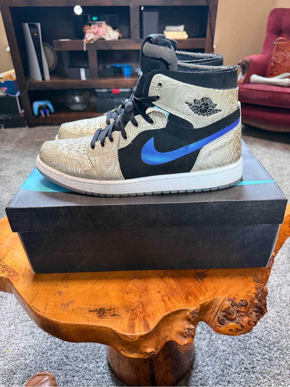 Air Jordan 1 High Zoom Air CMFT Gold Laser Men Sz 13 / Women Sz 14.5 -DQ0659-700